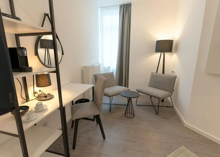 Hotel We Shortstay