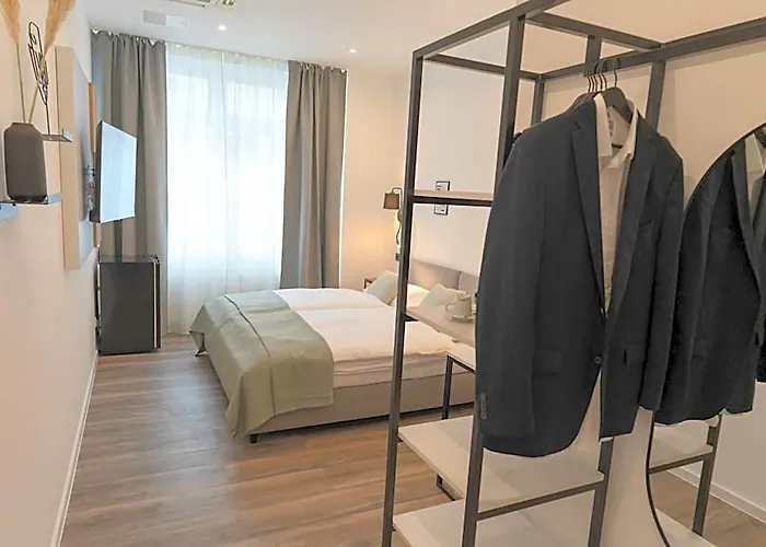 Hotel We Shortstay