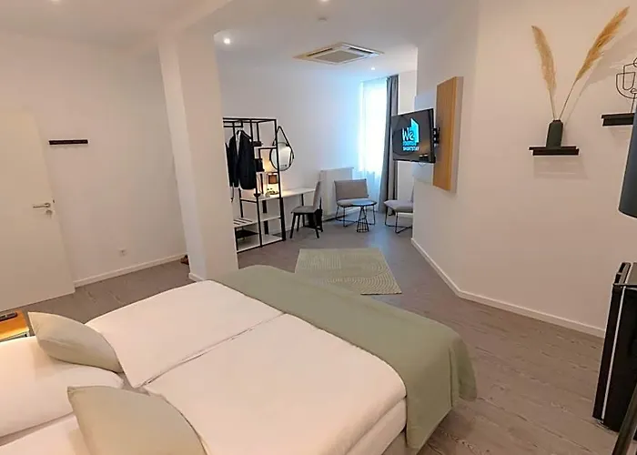 We Shortstay Hotel