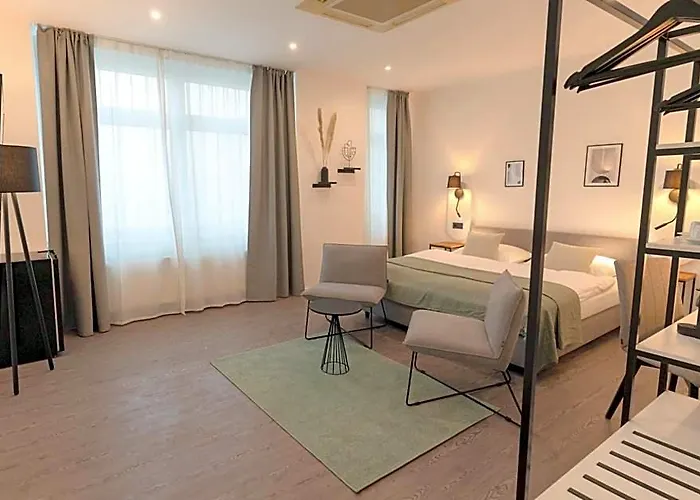 Hotel We Shortstay *